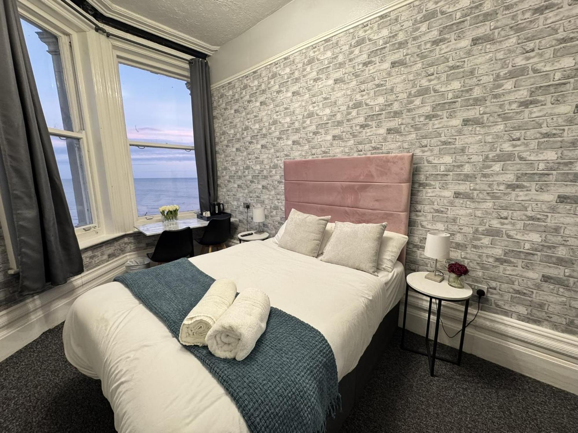 Marine Parade Hotel イーストボーン エクステリア 写真