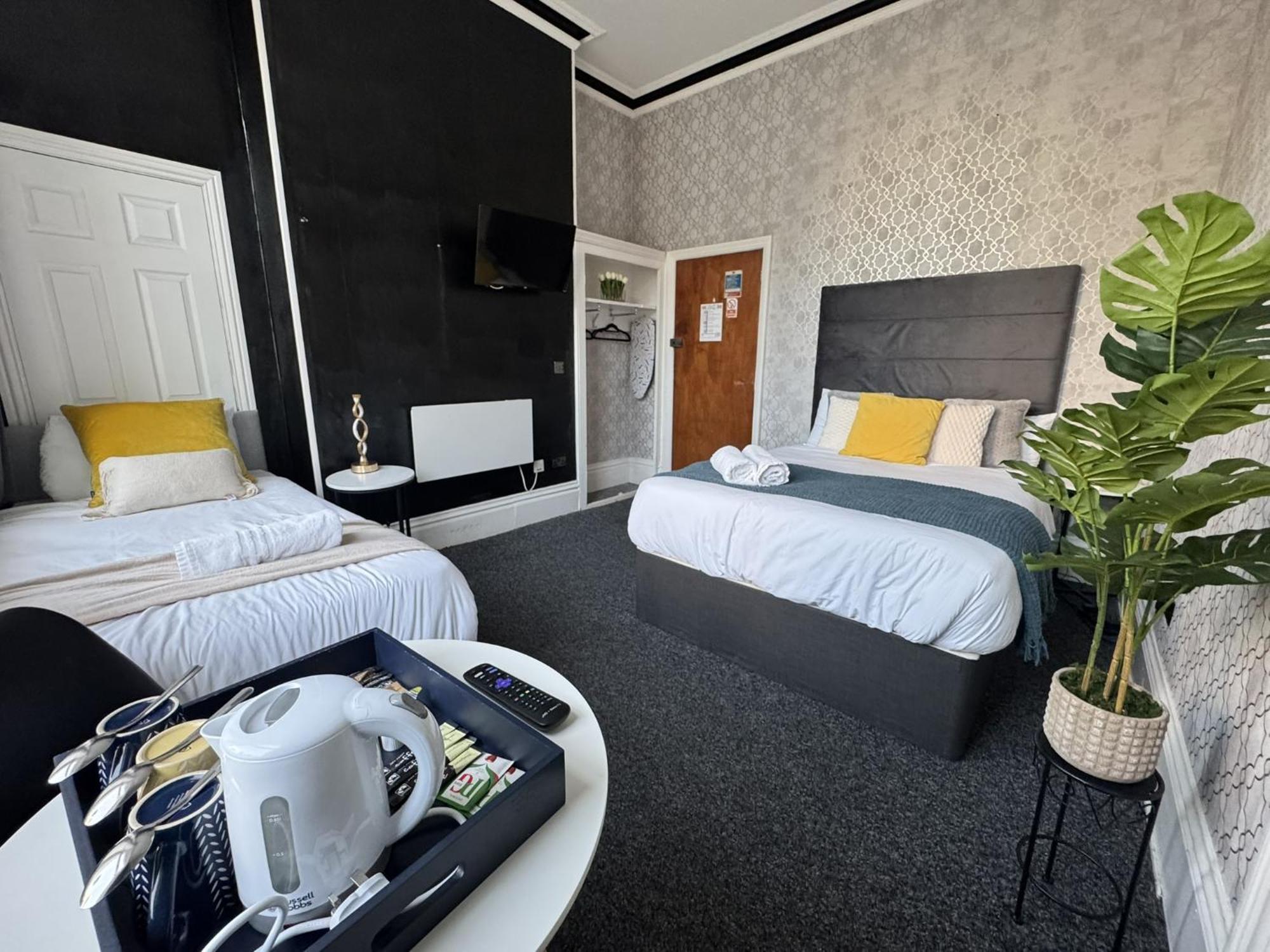 Marine Parade Hotel イーストボーン エクステリア 写真